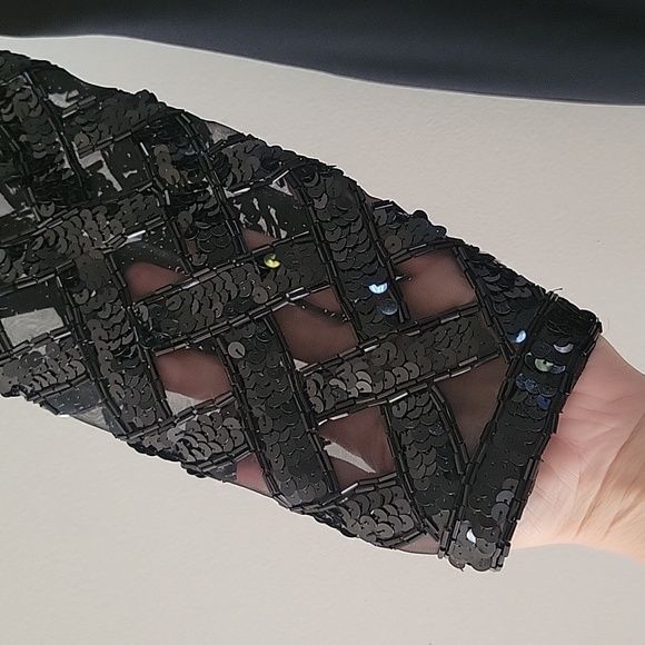 Vintage Tadashi Shoji Illusion Sleeve Beaded Dress Black USA Made Size 4 - Picture 2 of 9